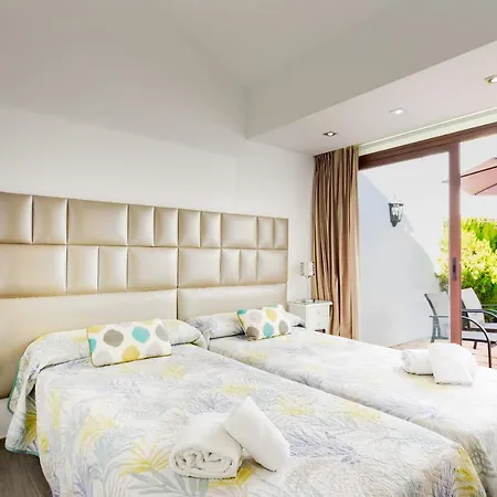 - Playa - De 2 Con Terrazas Al Lado Del Mar Al7 * Estepona