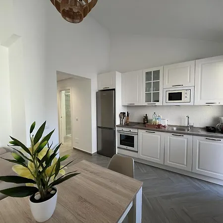 - Playa - De 2 Con Terrazas Al Lado Del Mar Al7 Estepona